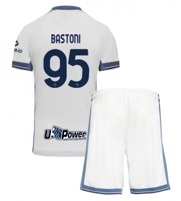 Inter Milan Alessandro Bastoni #95 Borta Kläder Barn 2024-25 Kortärmad (+ Korta byxor)